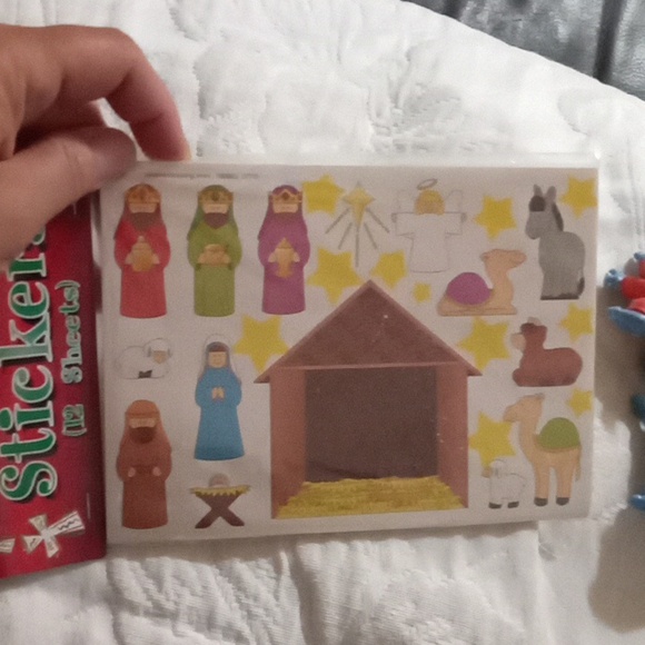 Bible stickers(12 sheets) & 2 Disney "Stitch" Figures - Picture 5 of 5